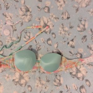 Victoria’s Secret bra